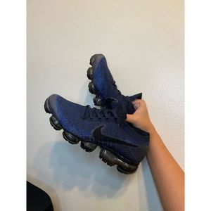Nike Air Vapormax Midnight Navy size 9